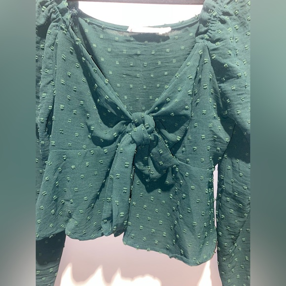 Emerald Green Blouse - Picture 2 of 5